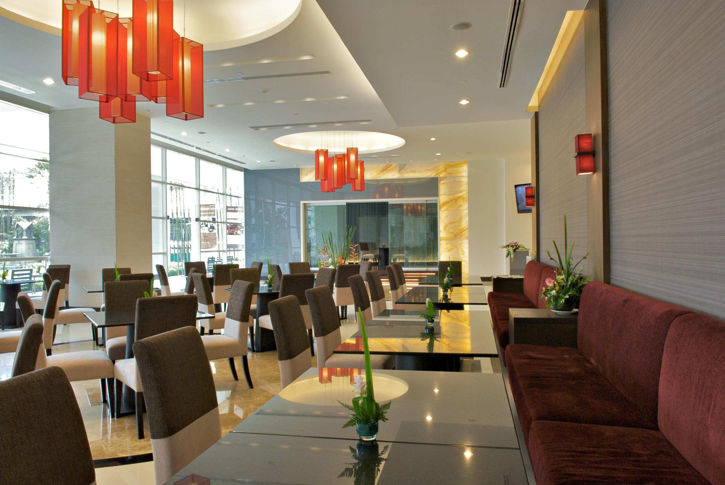 The Narathiwas Hotel & Residence Sathorn Bangkok Kültér fotó
