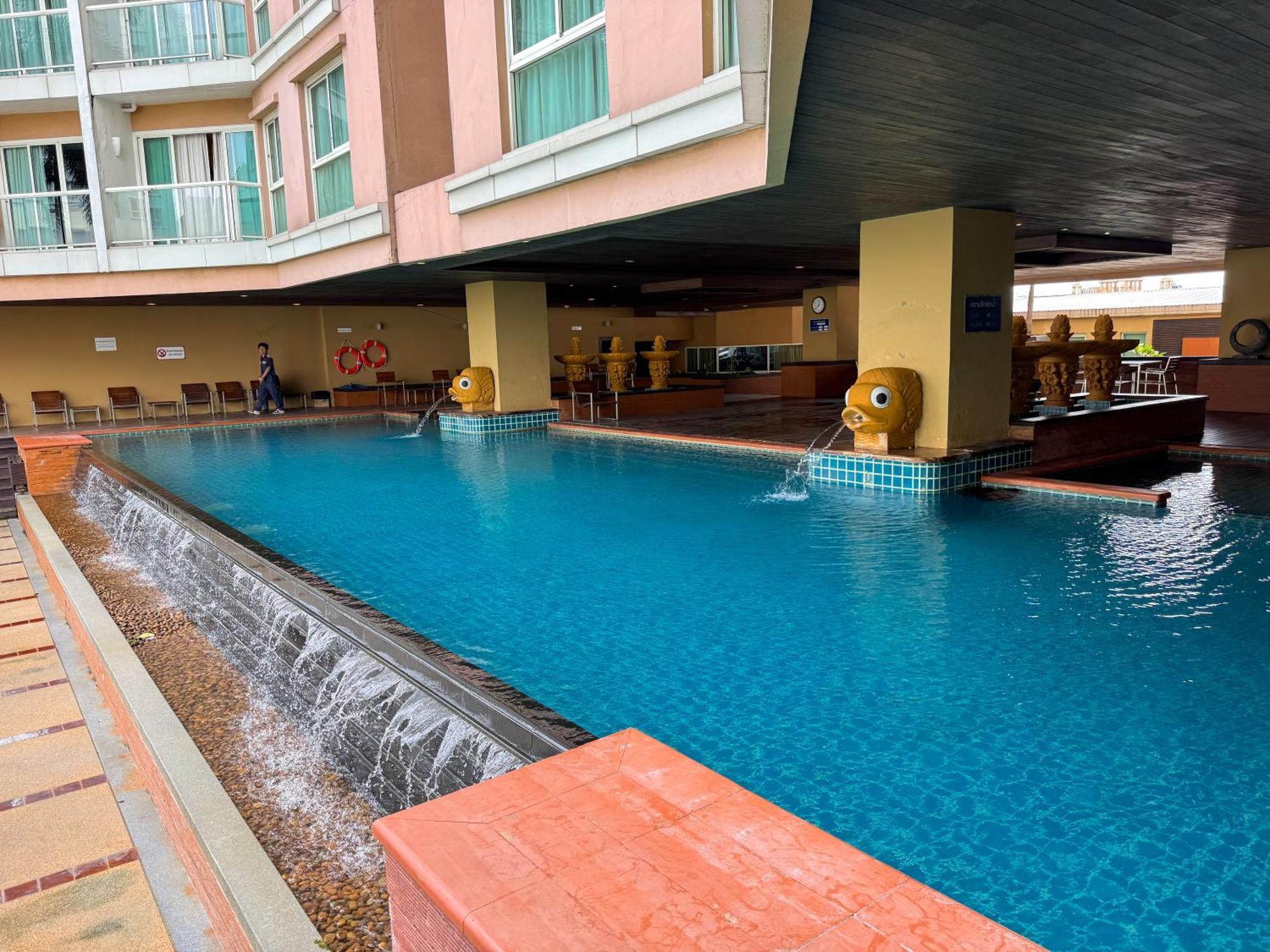 The Narathiwas Hotel & Residence Sathorn Bangkok Kültér fotó